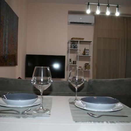 Apartamento Kalpazo Myslym Shyri Tirana Exterior foto