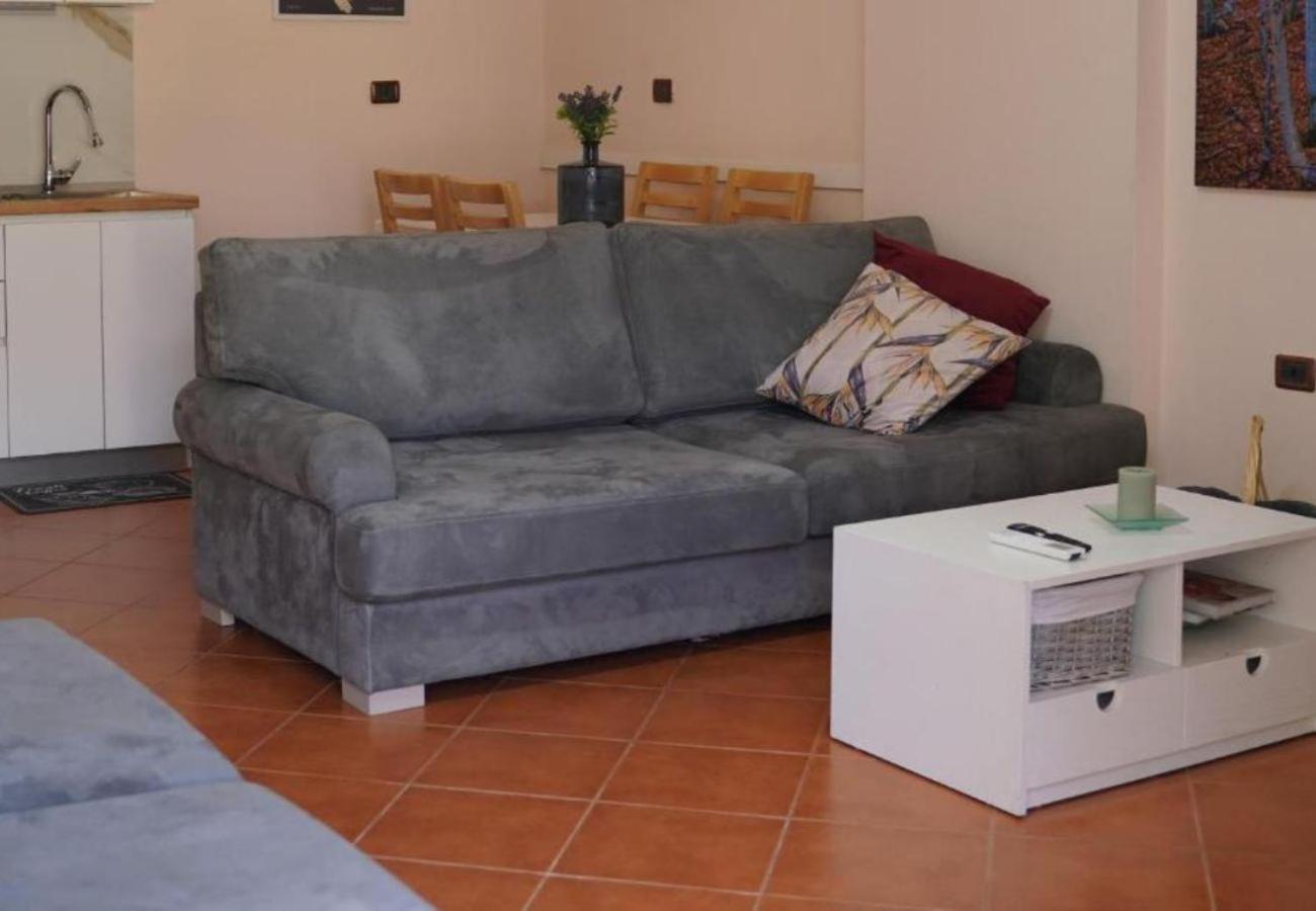 Apartamento Kalpazo Myslym Shyri Tirana Exterior foto