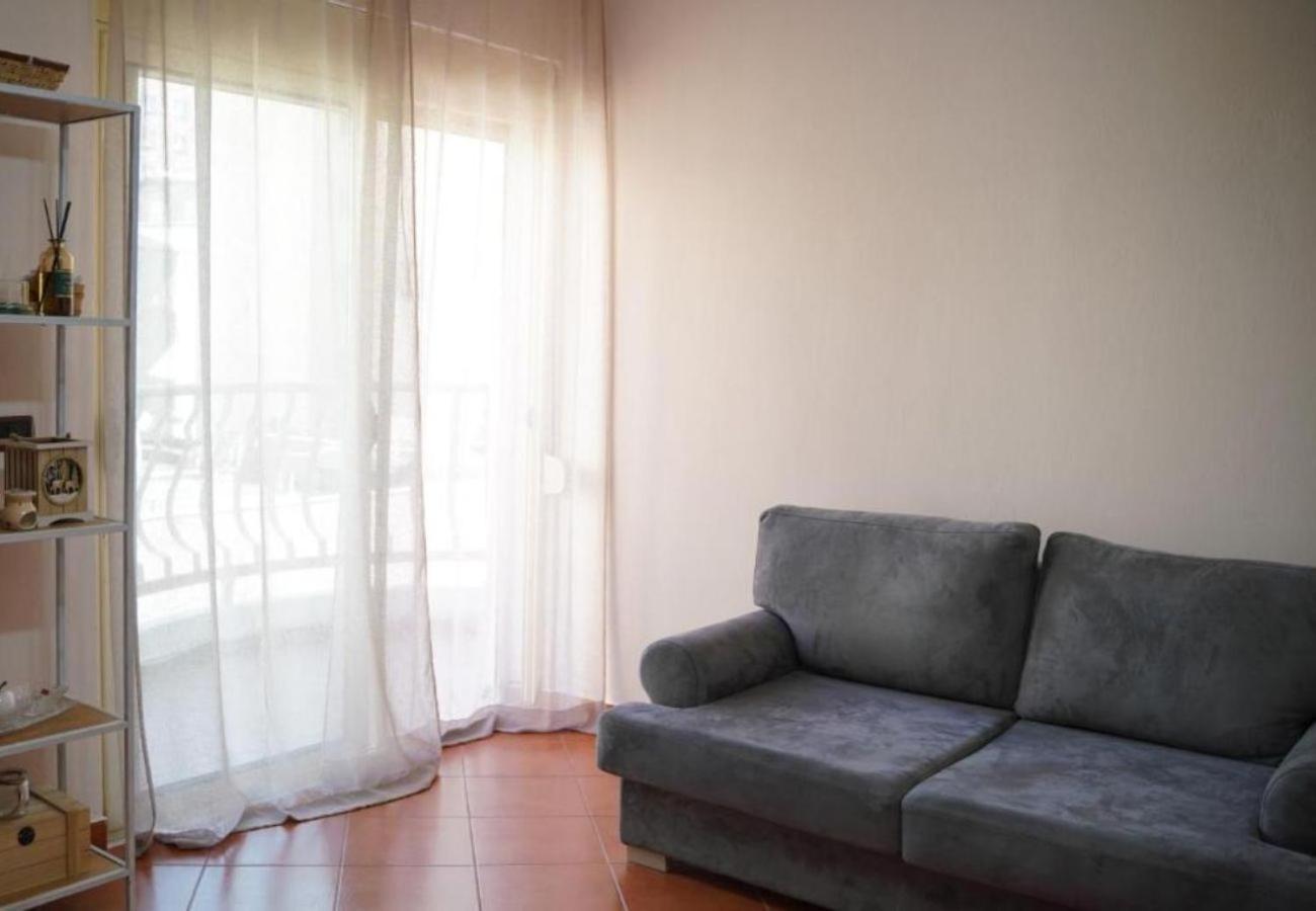 Apartamento Kalpazo Myslym Shyri Tirana Exterior foto